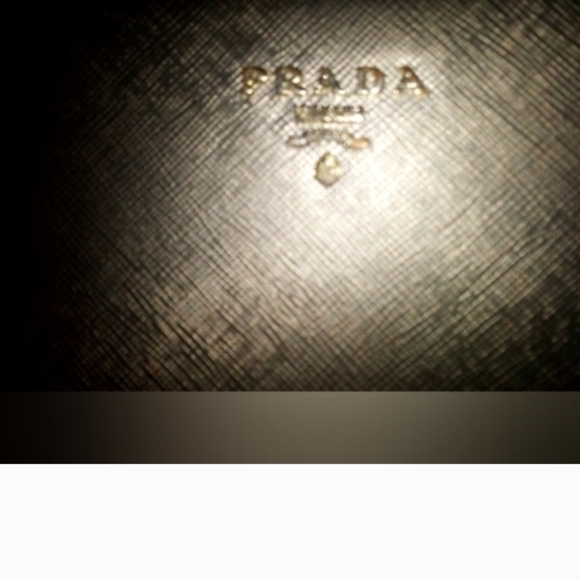Prada Black Wallet Free Shipping - Picture 7 of 13